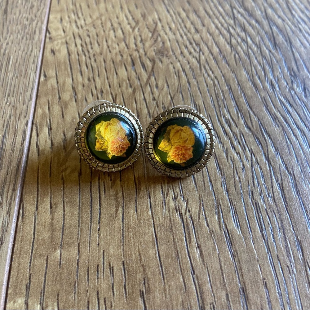 Betsey Johnson Stud Earrings - Gold